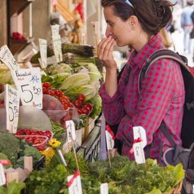Jak robić zakupy, aby było zdrowo i tanio